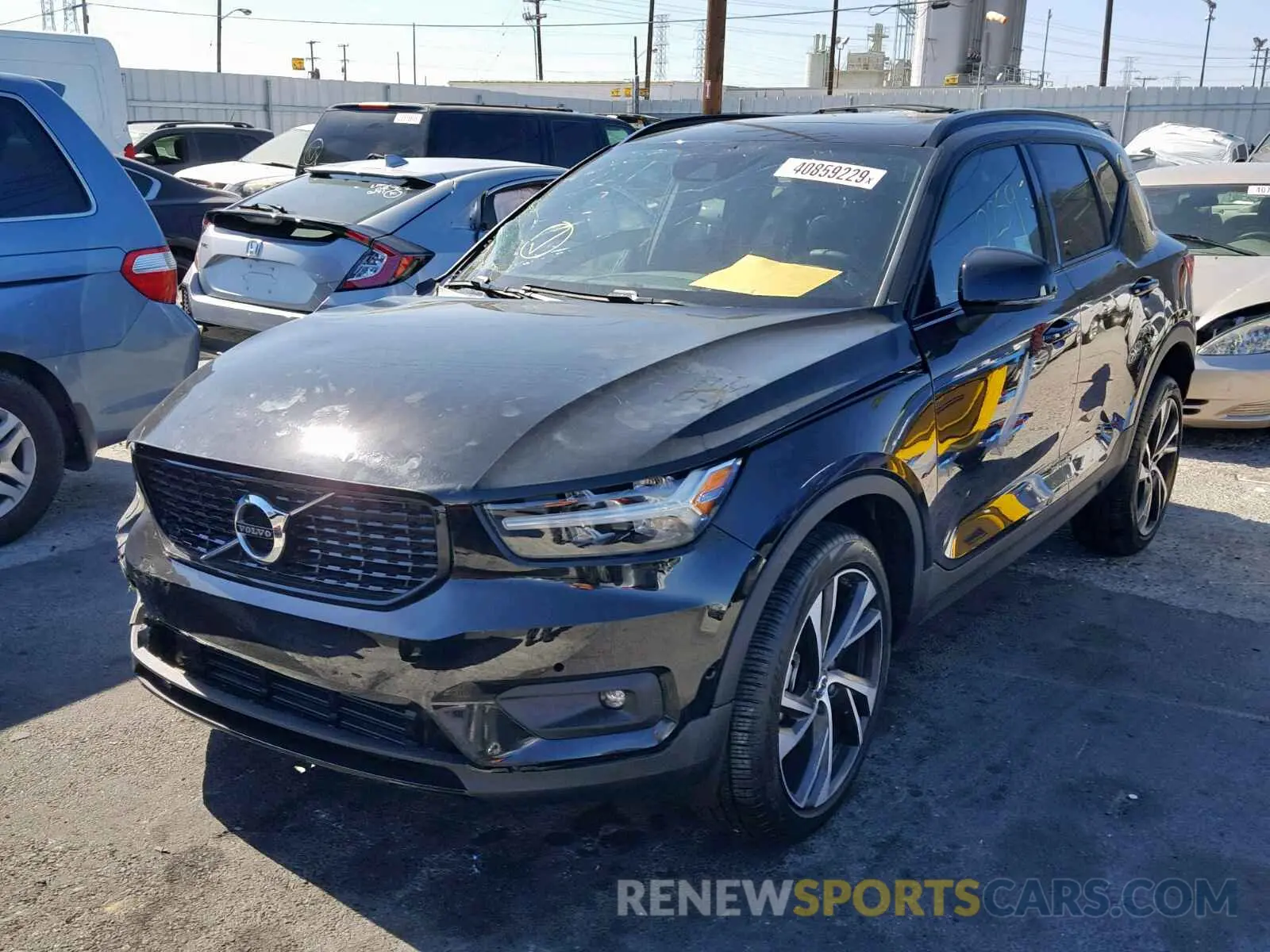 2 Photograph of a damaged car YV4AC2HMXK2101016 VOLVO XC40 T4 2019