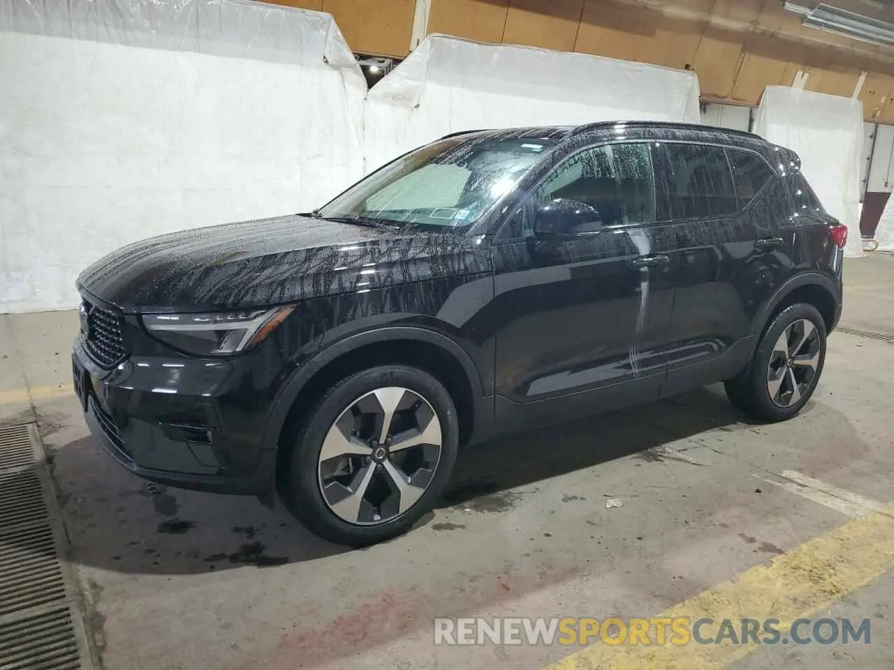 1 Photograph of a damaged car YV4L12UX3P2952998 VOLVO XC40 ULTIM 2023