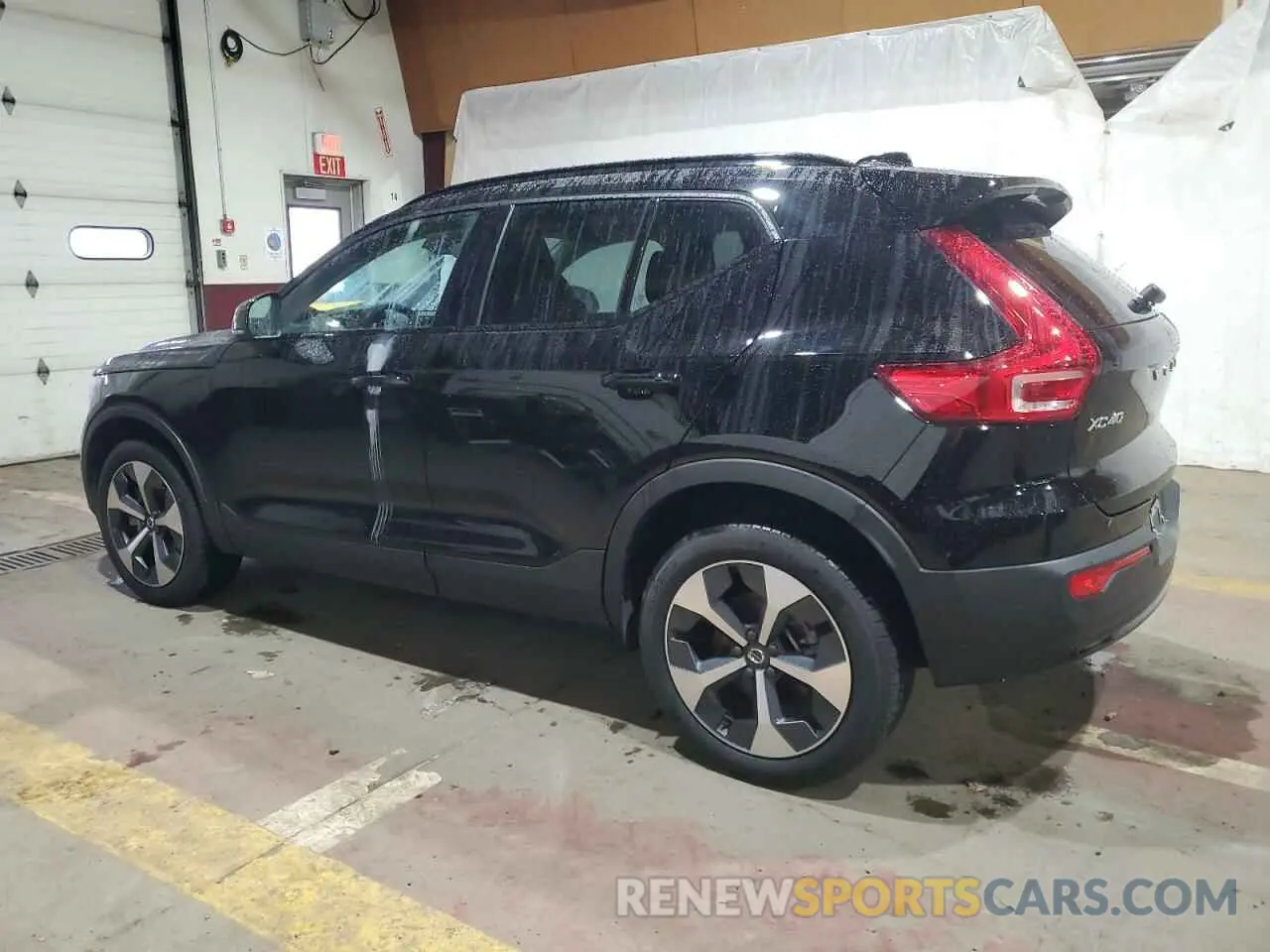 2 Photograph of a damaged car YV4L12UX3P2952998 VOLVO XC40 ULTIM 2023