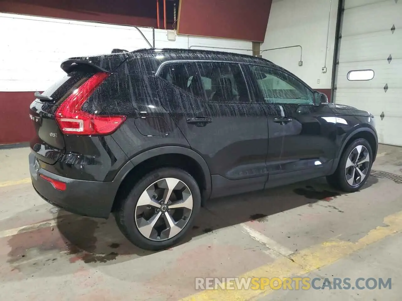 3 Photograph of a damaged car YV4L12UX3P2952998 VOLVO XC40 ULTIM 2023