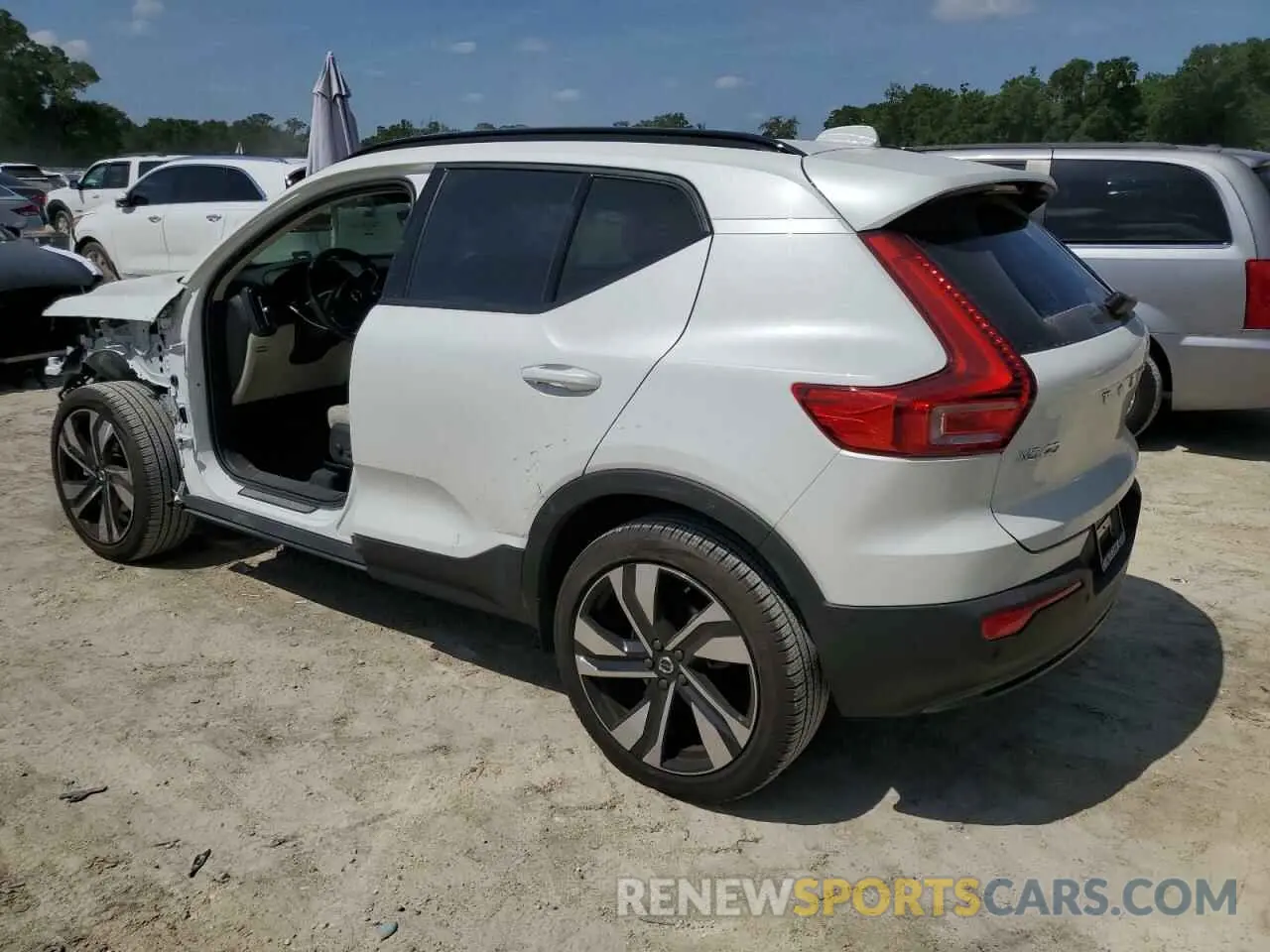 2 Фотография поврежденного автомобиля YV4L12UM7R2314522 VOLVO XC40 ULTIM 2024