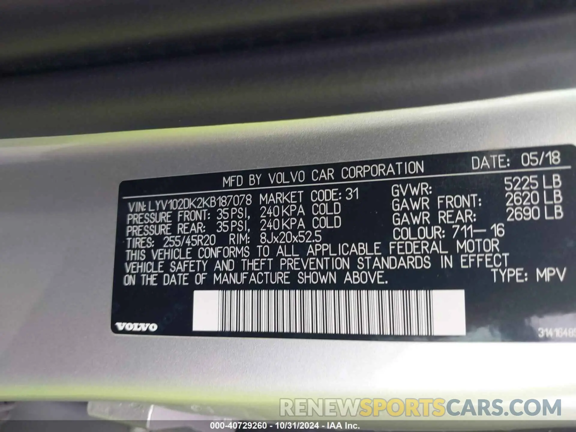 9 Photograph of a damaged car LYV102DK2KB1H7078 VOLVO XC60 2019