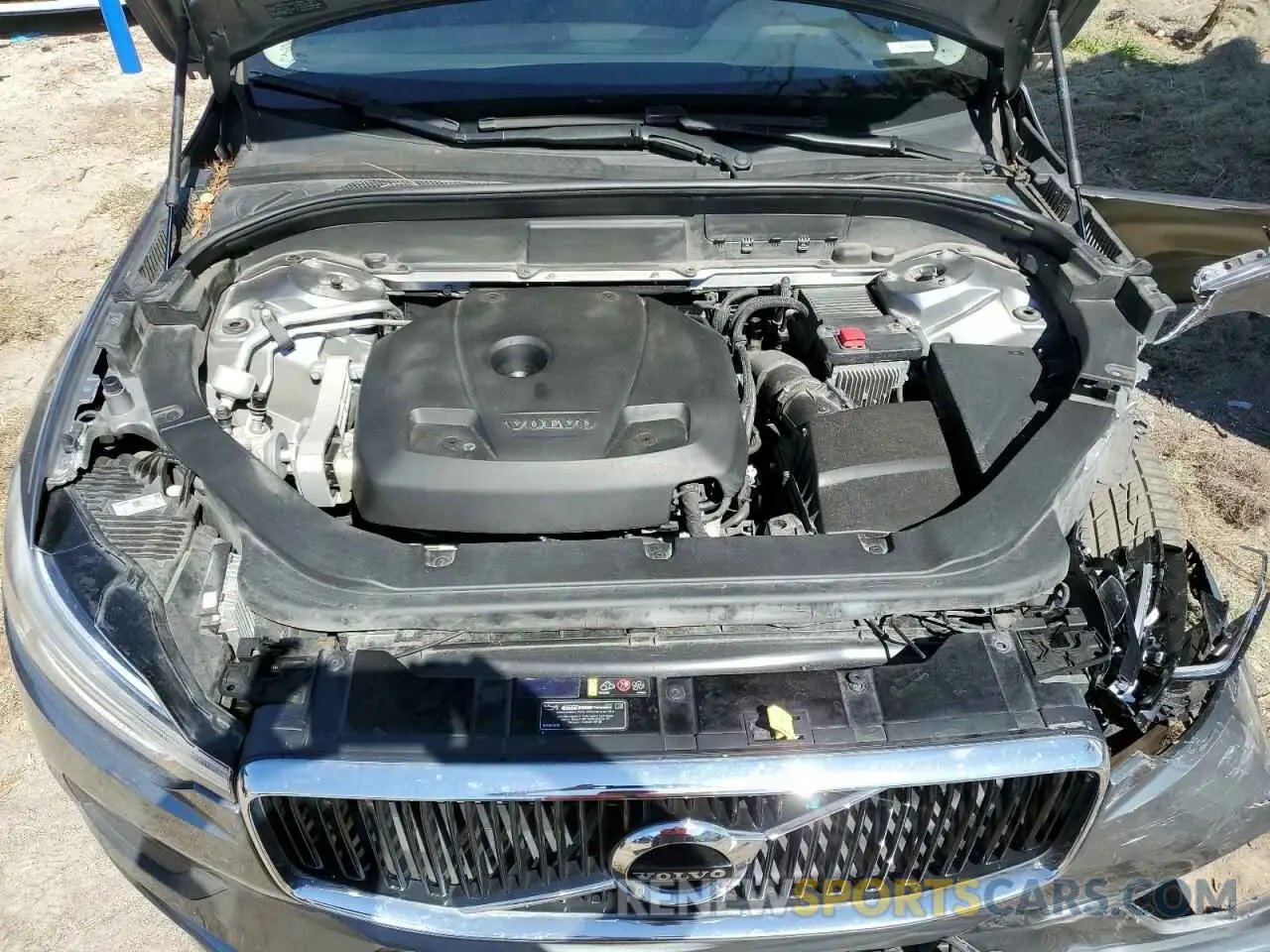12 Photograph of a damaged car LYV102DK3KB297802 VOLVO XC60 2019