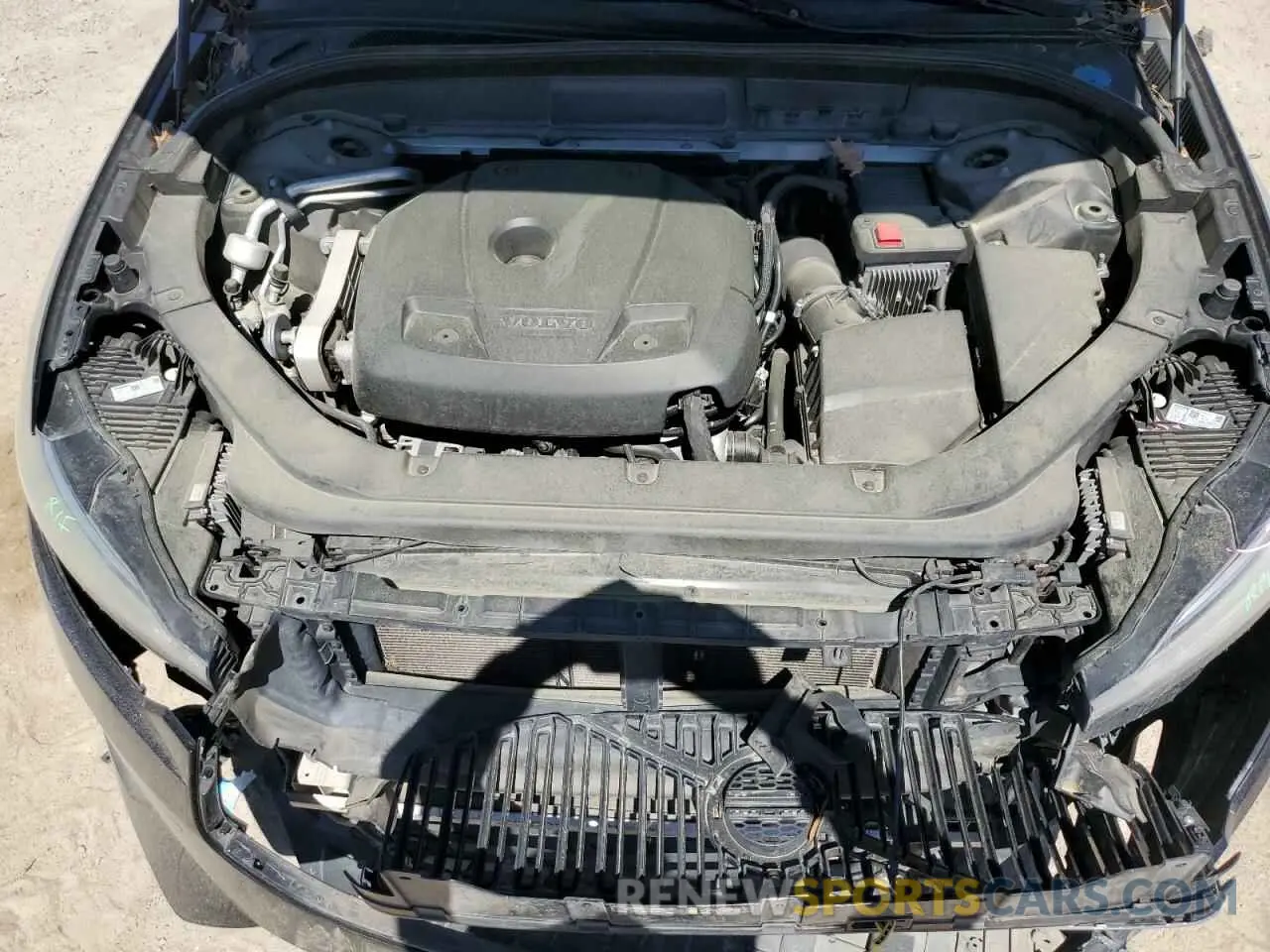 14 Photograph of a damaged car LYV102DK4KB206830 VOLVO XC60 2019
