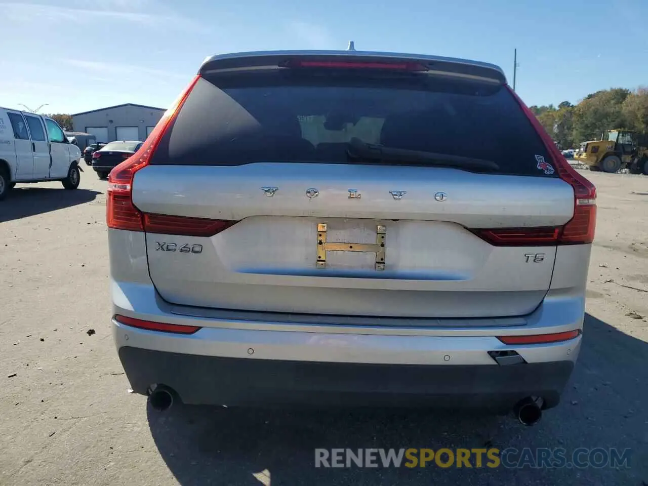 6 Photograph of a damaged car LYV102DK9KB325618 VOLVO XC60 2019