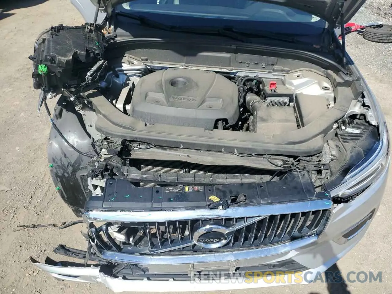 12 Photograph of a damaged car LYV102DL6KB219393 VOLVO XC60 2019
