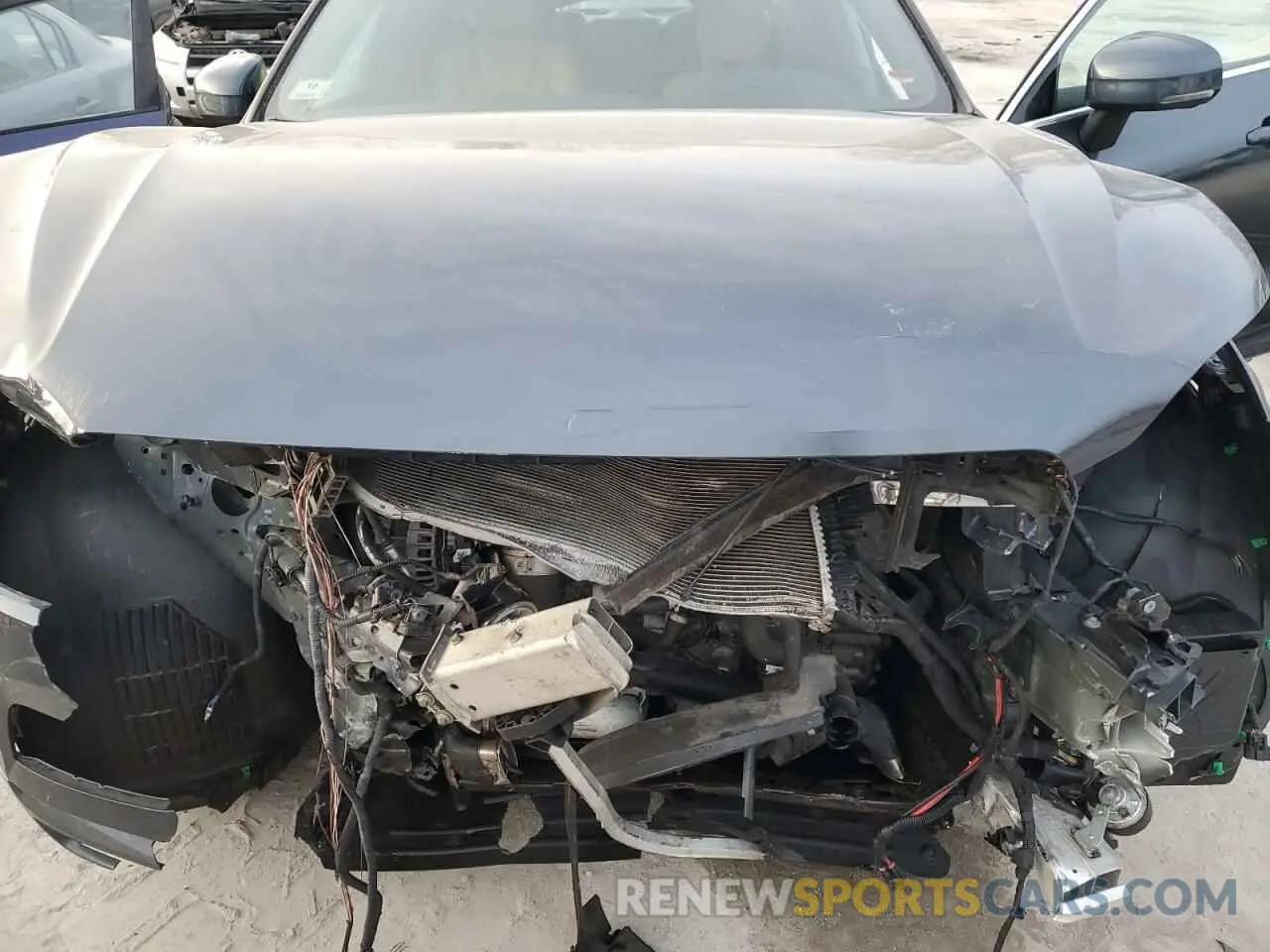 12 Photograph of a damaged car LYV102RK1KB283017 VOLVO XC60 2019