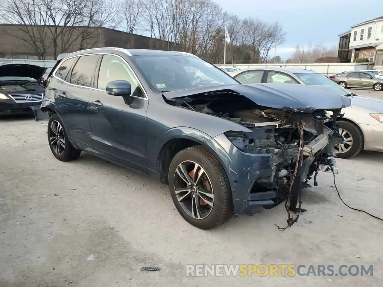 4 Photograph of a damaged car LYV102RK1KB283017 VOLVO XC60 2019