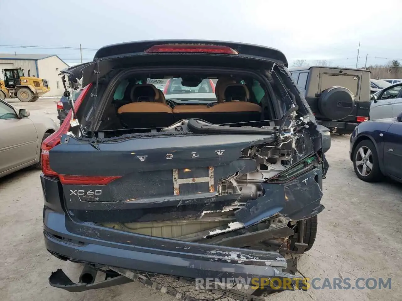 6 Photograph of a damaged car LYV102RK1KB283017 VOLVO XC60 2019
