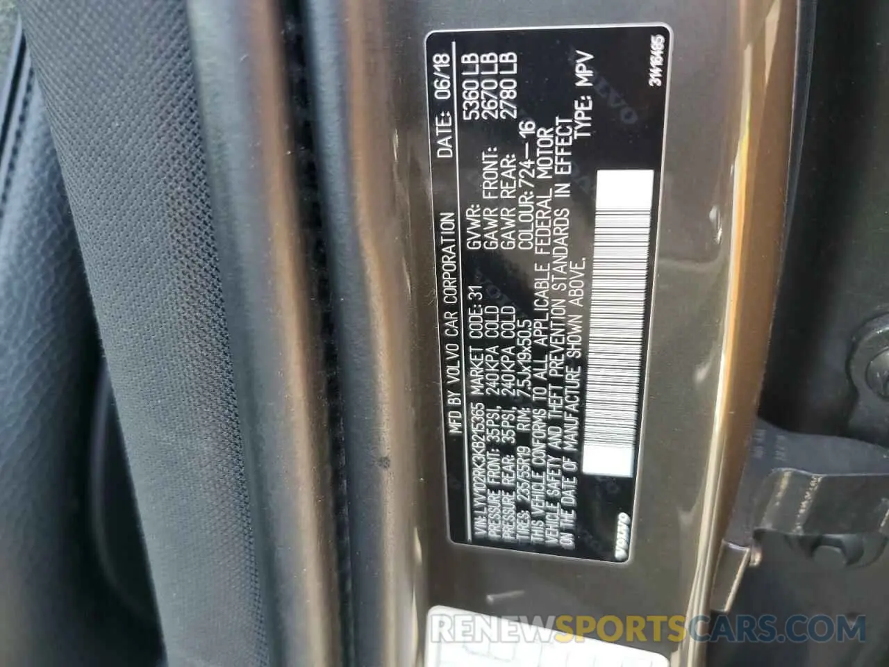 13 Photograph of a damaged car LYV102RK3KB215365 VOLVO XC60 2019