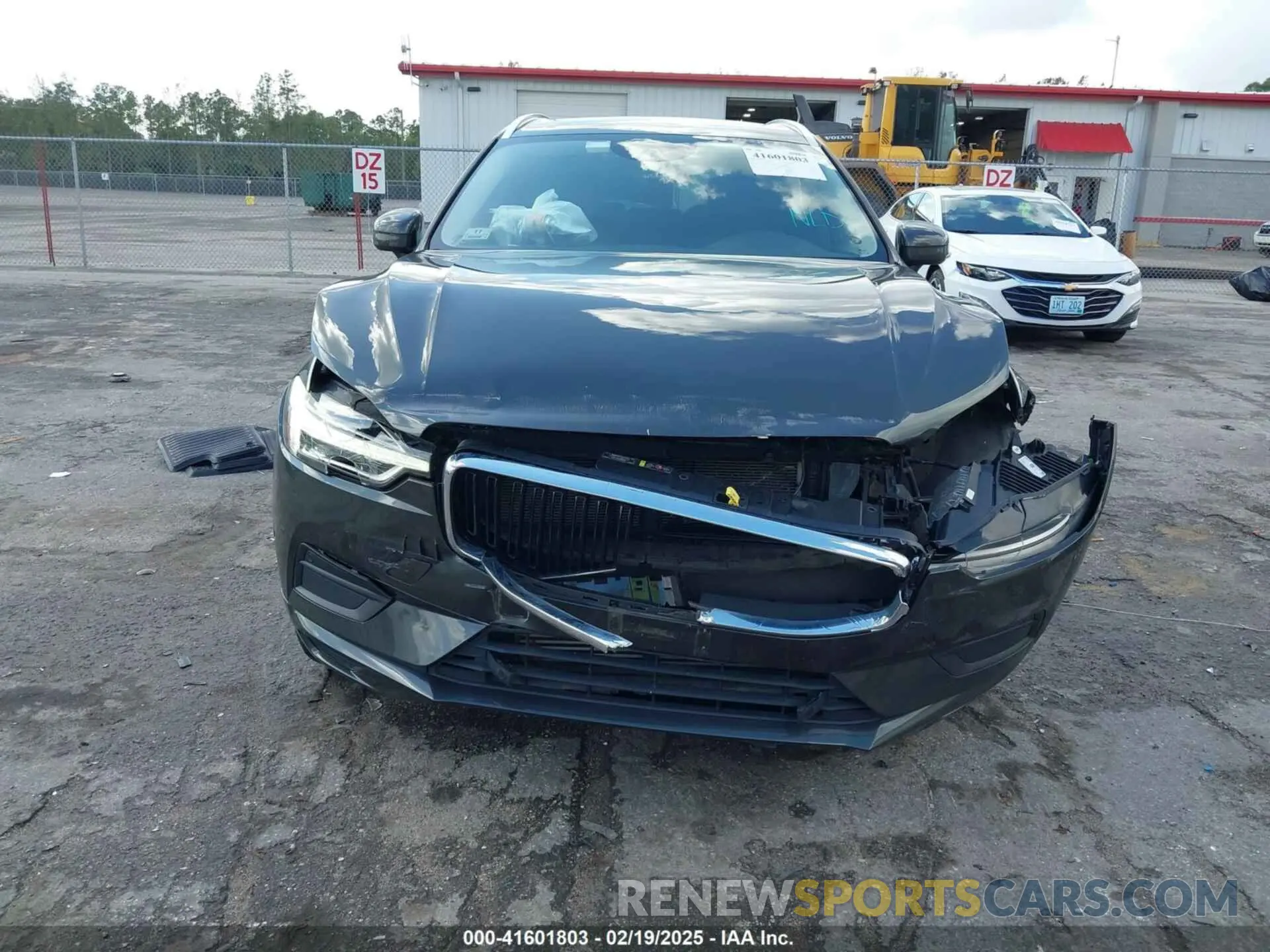 6 Фотография поврежденного автомобиля LYV102RK3KB219321 VOLVO XC60 2019