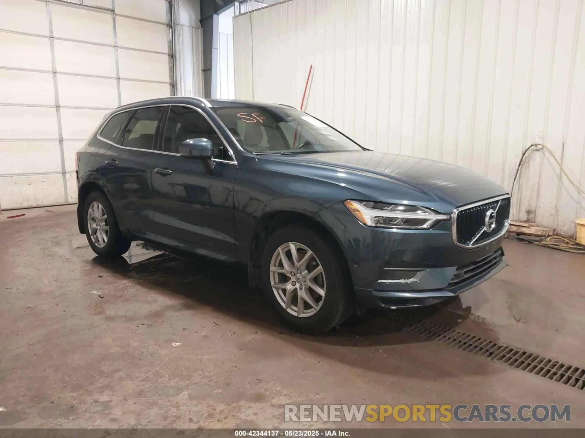 1 Фотография поврежденного автомобиля LYV102RK3KB380784 VOLVO XC60 2019