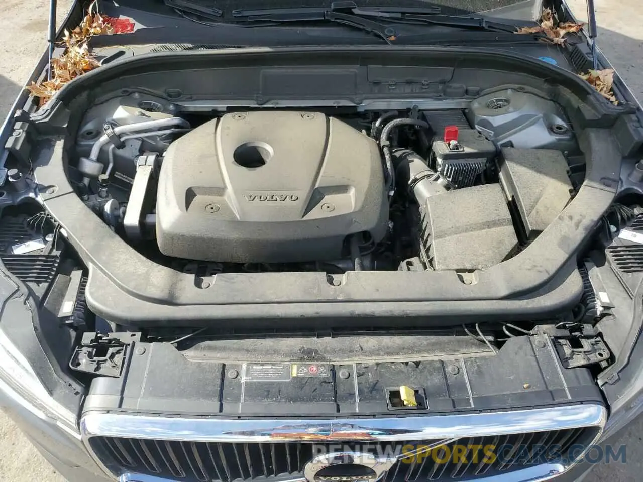 12 Photograph of a damaged car LYV102RK4KB293329 VOLVO XC60 2019