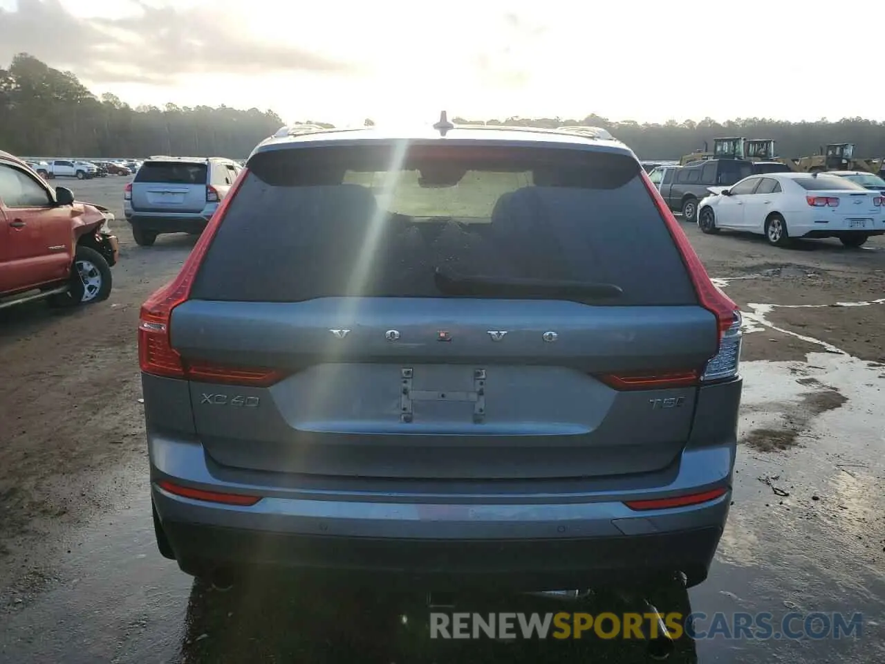 6 Photograph of a damaged car LYV102RK4KB293329 VOLVO XC60 2019