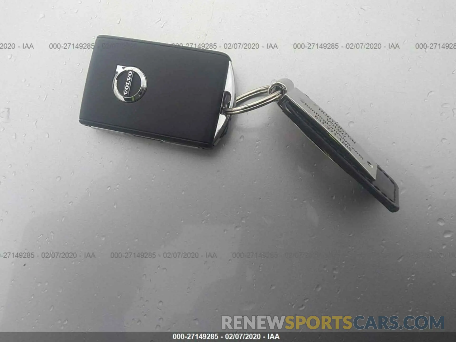 11 Photograph of a damaged car LYV102RK5KB215626 VOLVO XC60 2019