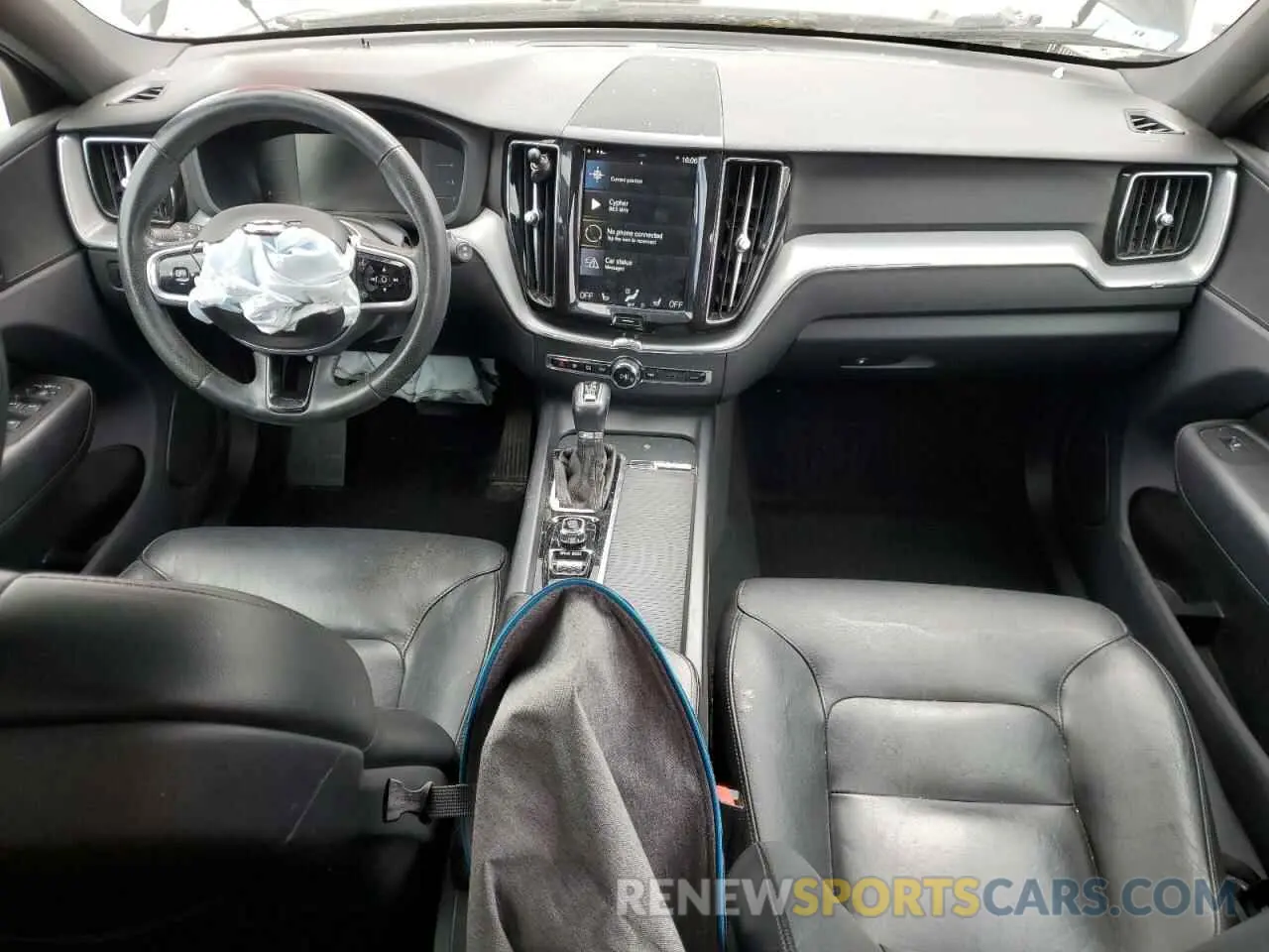 8 Photograph of a damaged car LYV102RK9KB197180 VOLVO XC60 2019