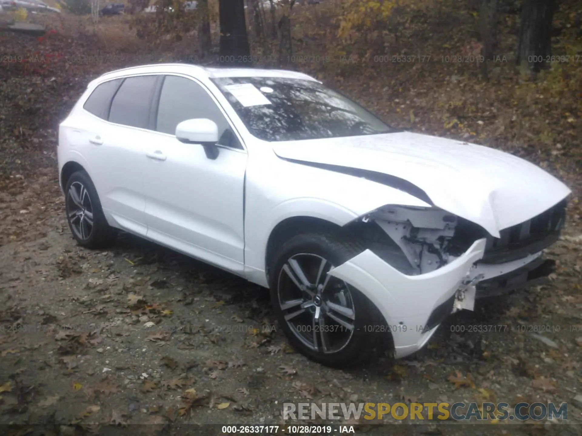 1 Photograph of a damaged car LYV102RK9KB219744 VOLVO XC60 2019