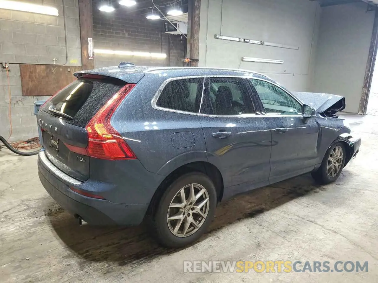 3 Photograph of a damaged car LYV102RK9KB316426 VOLVO XC60 2019