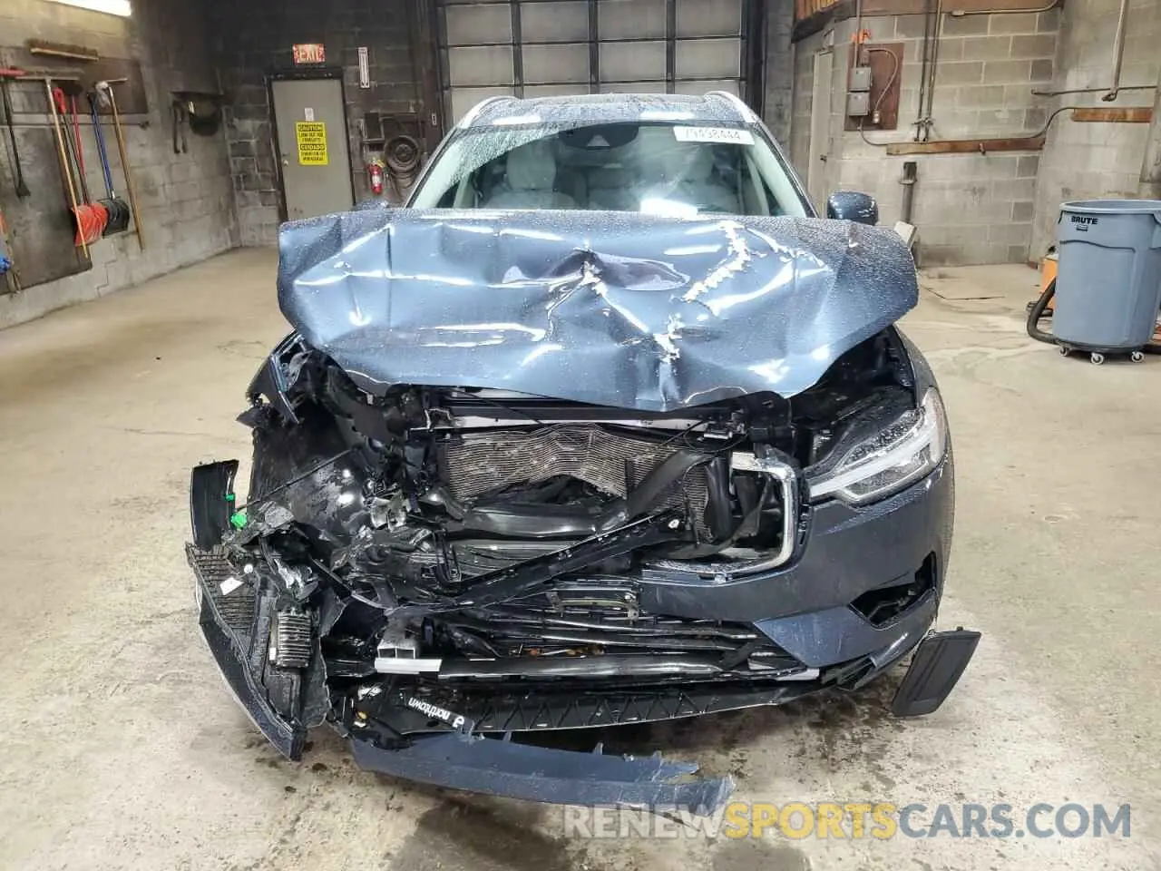 5 Photograph of a damaged car LYV102RK9KB316426 VOLVO XC60 2019