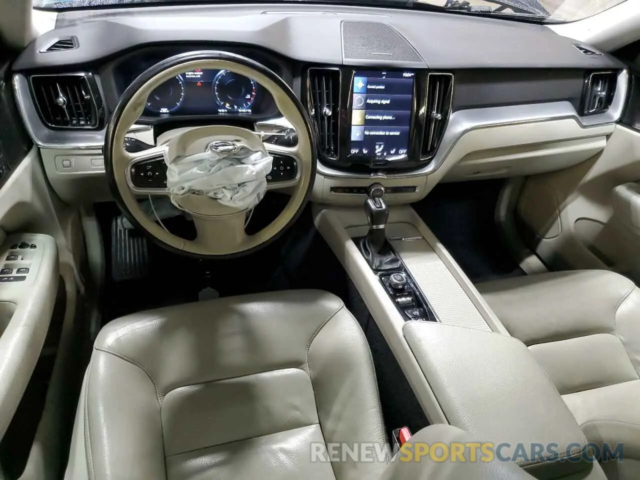 8 Photograph of a damaged car LYV102RK9KB316426 VOLVO XC60 2019