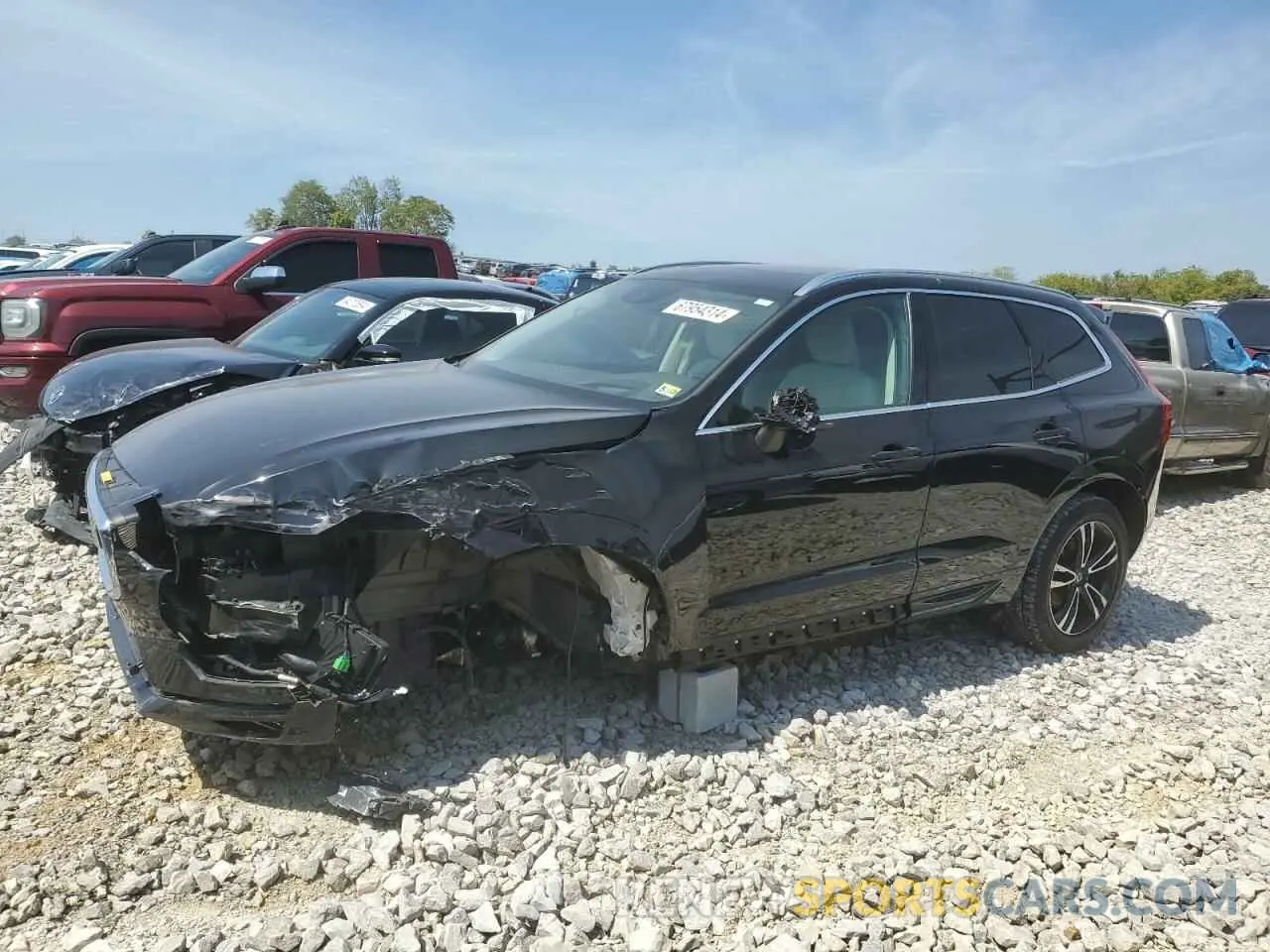 1 Photograph of a damaged car LYV102RK9KB358143 VOLVO XC60 2019