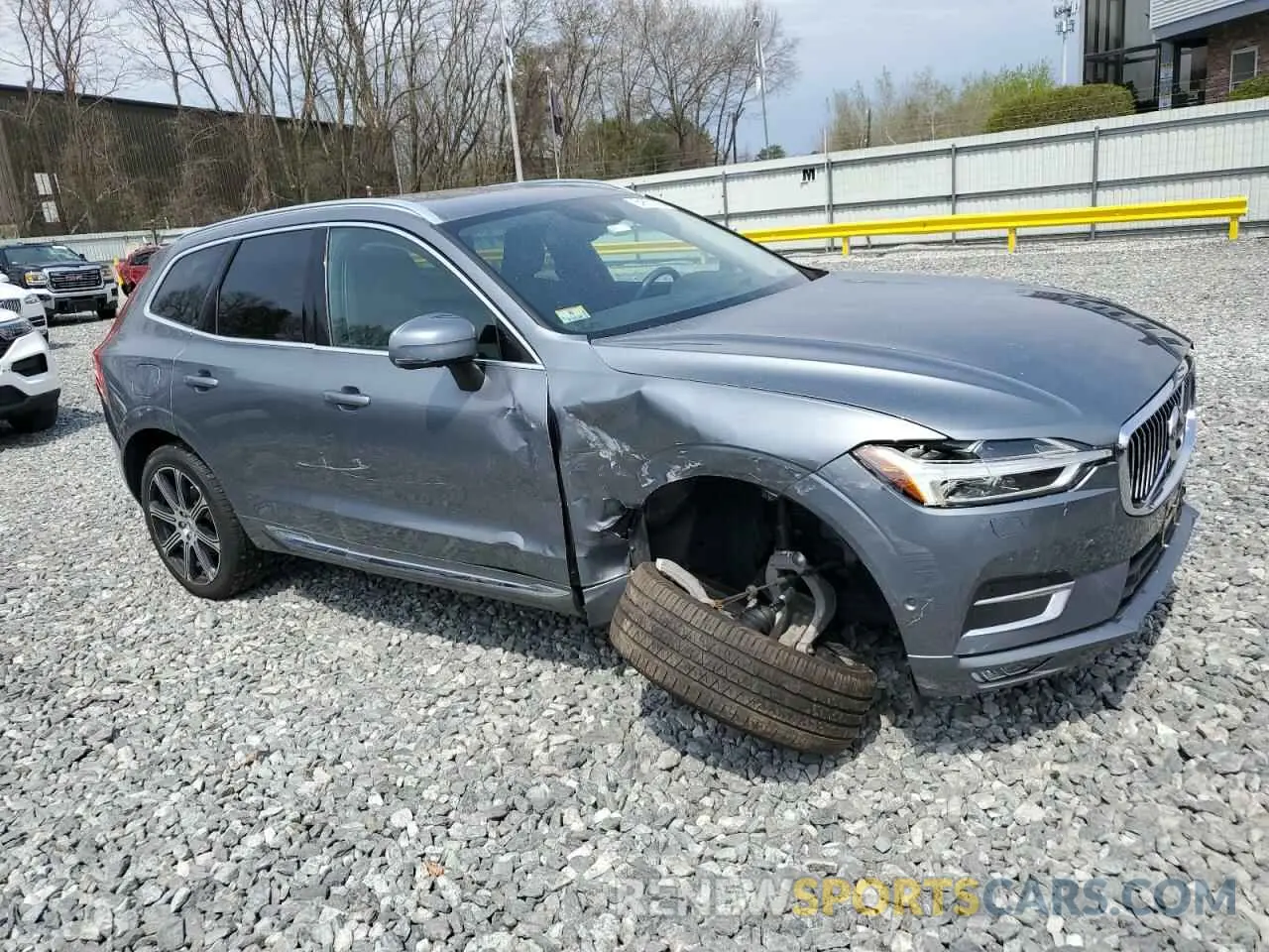 4 Photograph of a damaged car LYV102RL0KB298567 VOLVO XC60 2019
