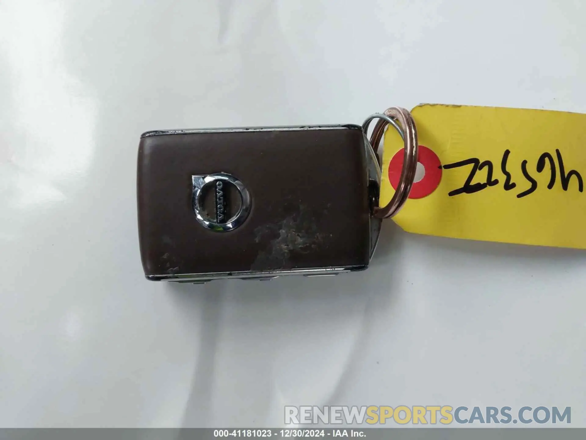 11 Photograph of a damaged car LYV102RL0KB326786 VOLVO XC60 2019
