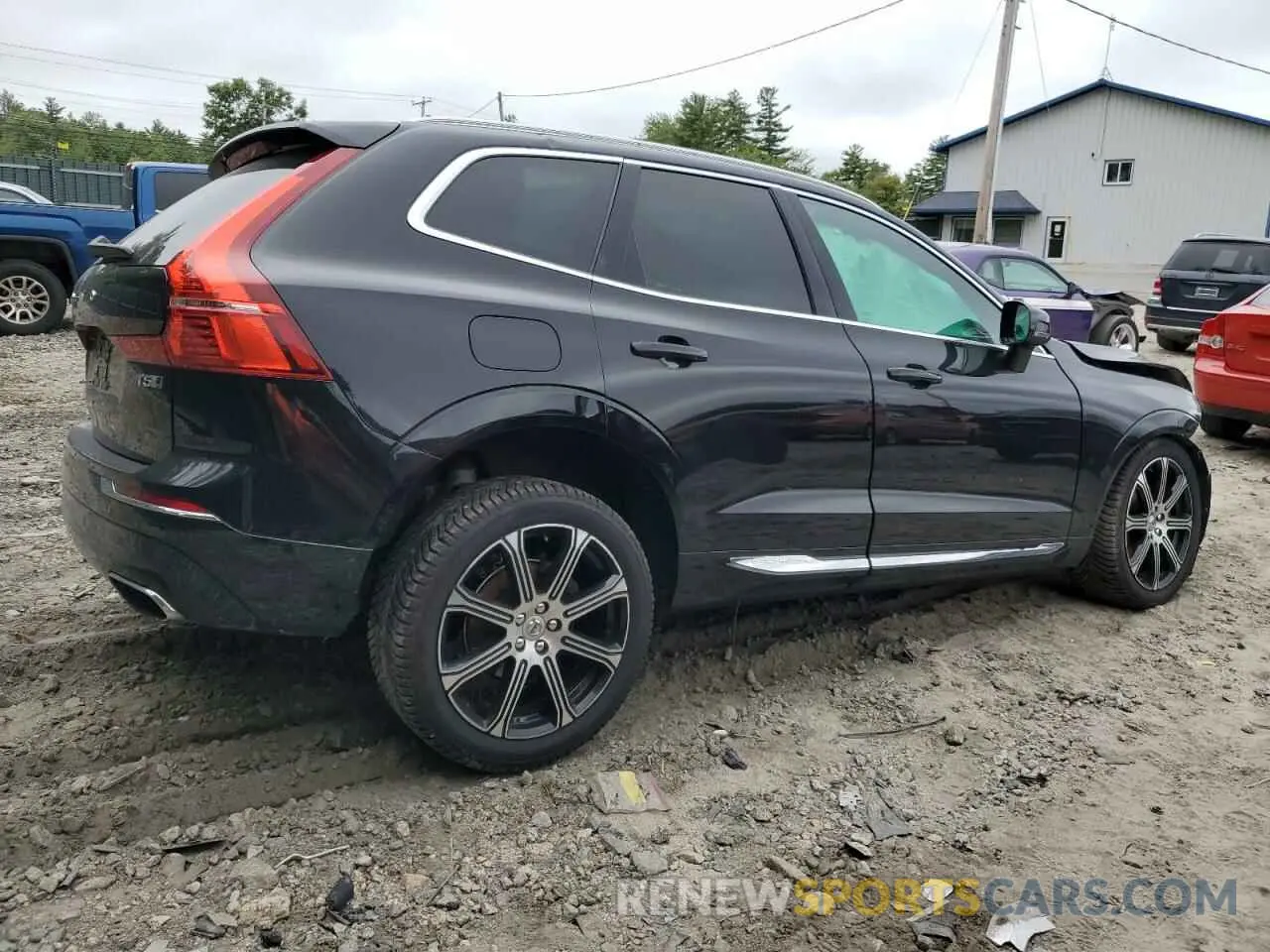 3 Photograph of a damaged car LYV102RL5KB283742 VOLVO XC60 2019