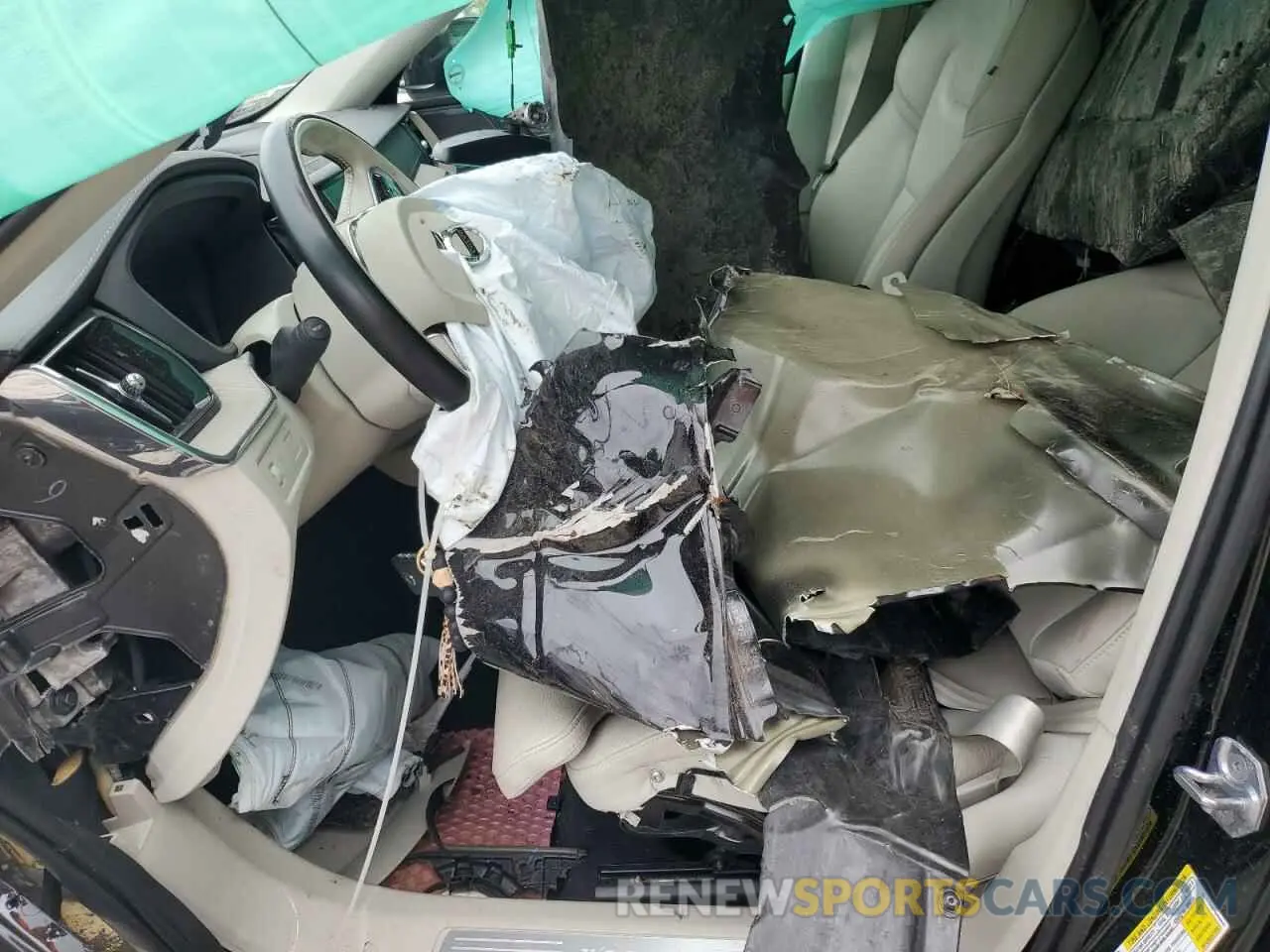 7 Photograph of a damaged car LYV102RL5KB283742 VOLVO XC60 2019