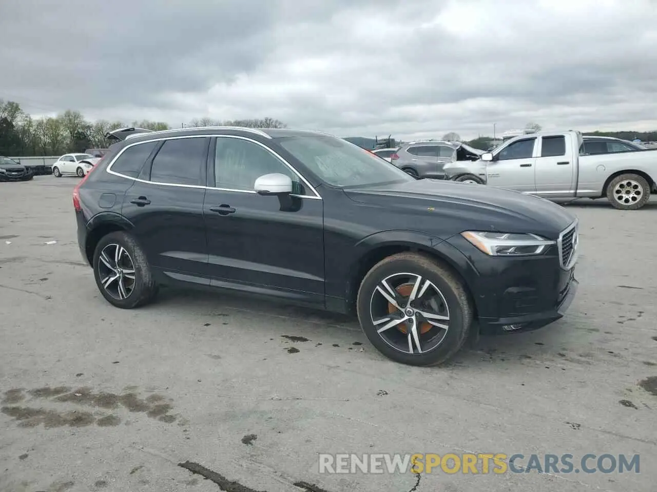 4 Фотография поврежденного автомобиля LYV102RM2KB359846 VOLVO XC60 2019