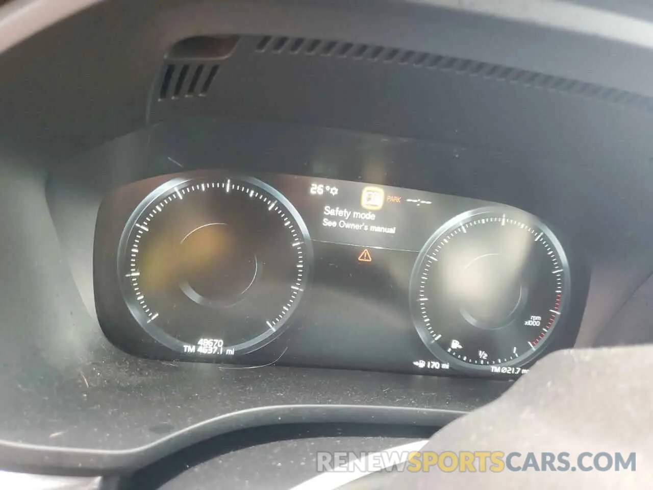 9 Фотография поврежденного автомобиля LYV102RM2KB359846 VOLVO XC60 2019