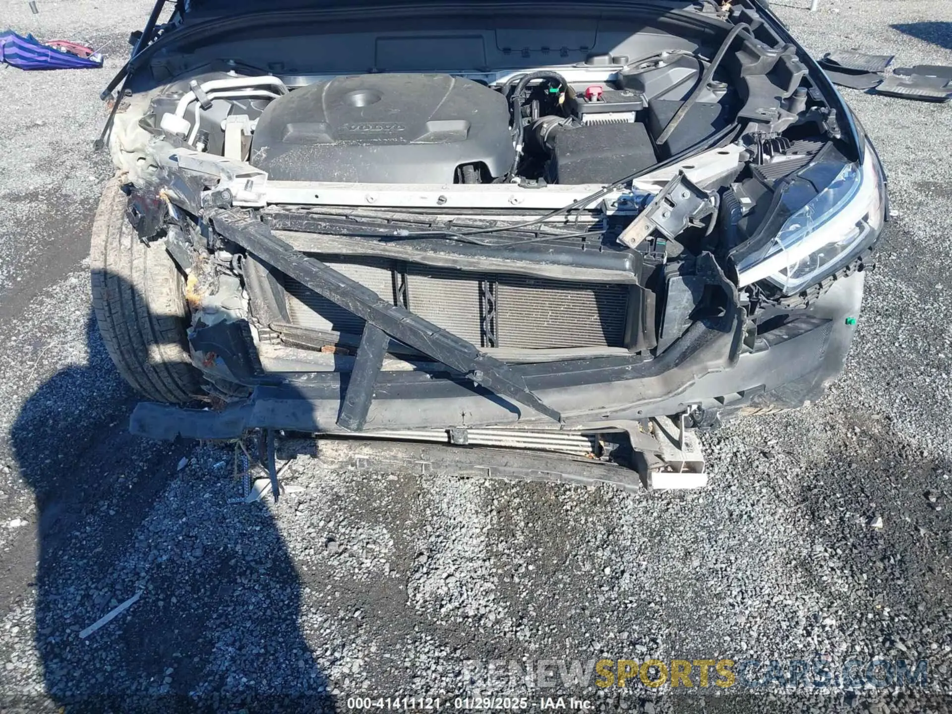 13 Photograph of a damaged car LYV102RM4KB211312 VOLVO XC60 2019