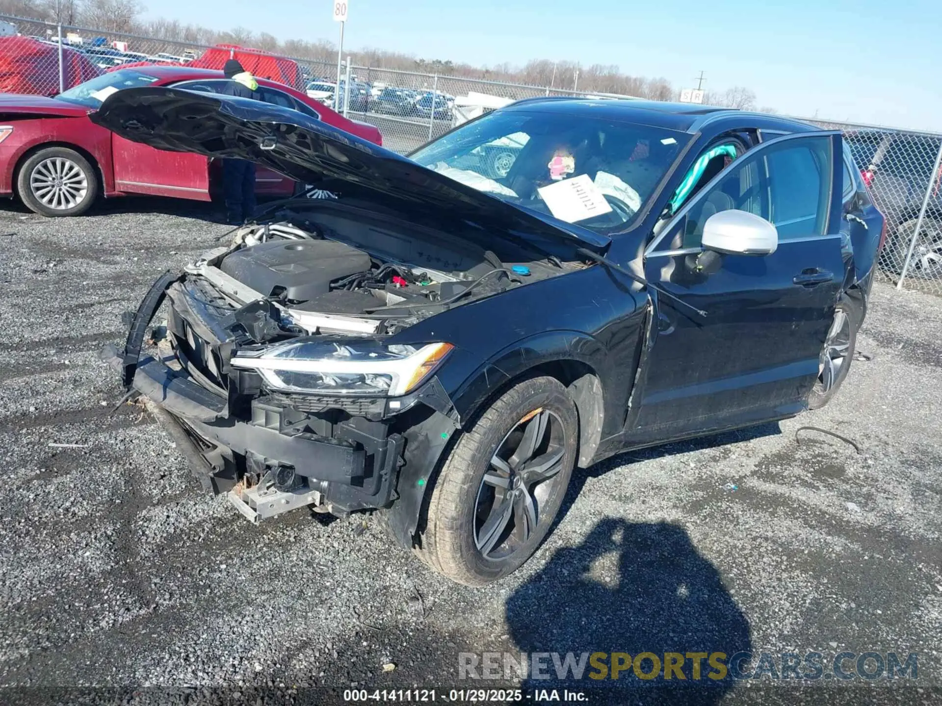 2 Photograph of a damaged car LYV102RM4KB211312 VOLVO XC60 2019