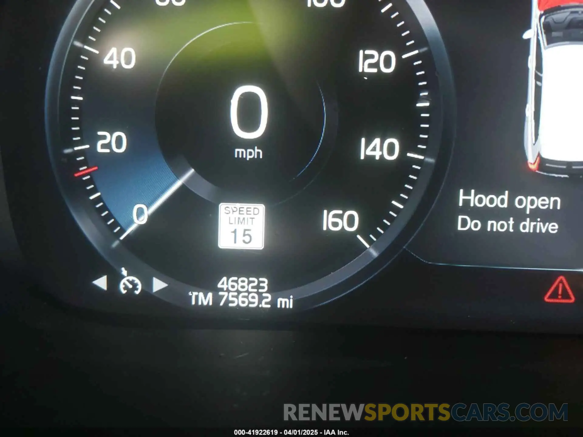 15 Photograph of a damaged car LYV102RMXKB327226 VOLVO XC60 2019