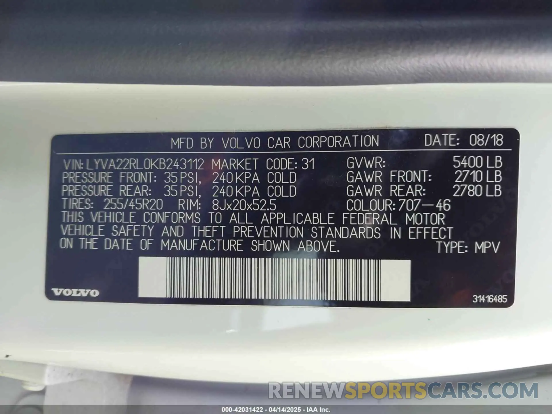 9 Фотография поврежденного автомобиля LYVA22RL0KB243112 VOLVO XC60 2019