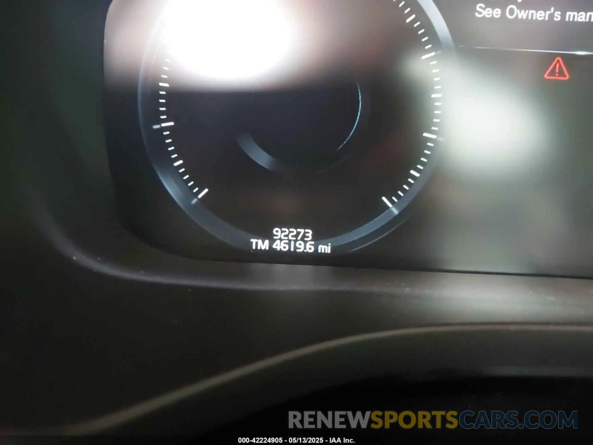7 Photograph of a damaged car LYVA22RL1KB220003 VOLVO XC60 2019
