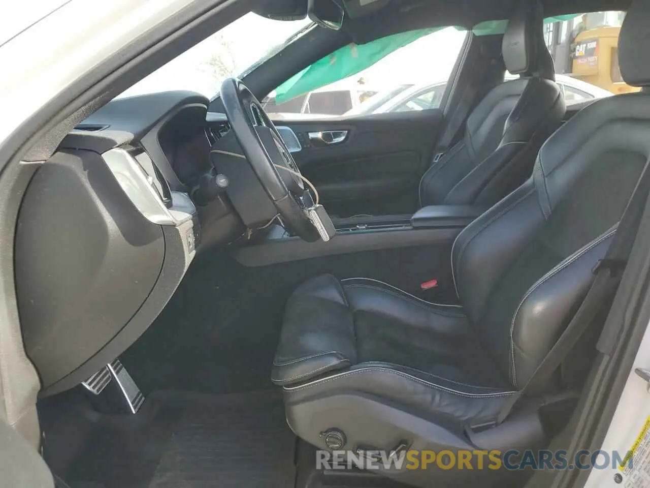 7 Фотография поврежденного автомобиля LYVBR0DM8KB239250 VOLVO XC60 2019