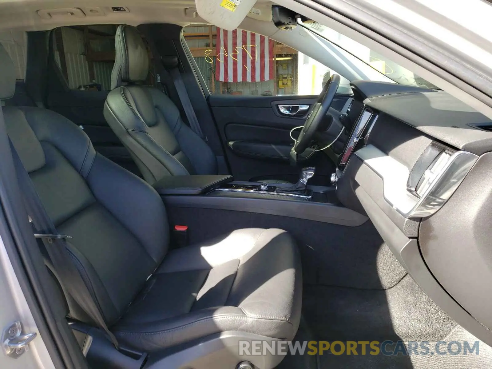 5 Photograph of a damaged car YV4A22RK0K1365061 VOLVO XC60 2019