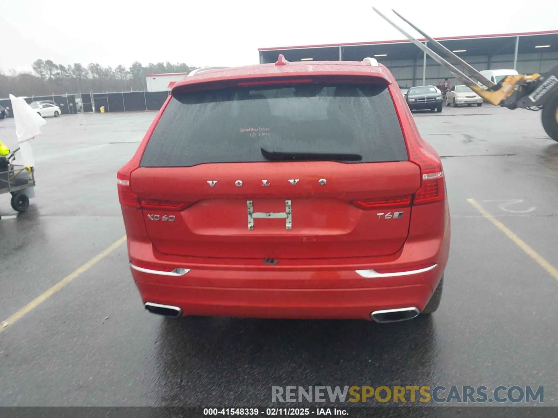 17 Photograph of a damaged car YV4A22RL8K1301228 VOLVO XC60 2019