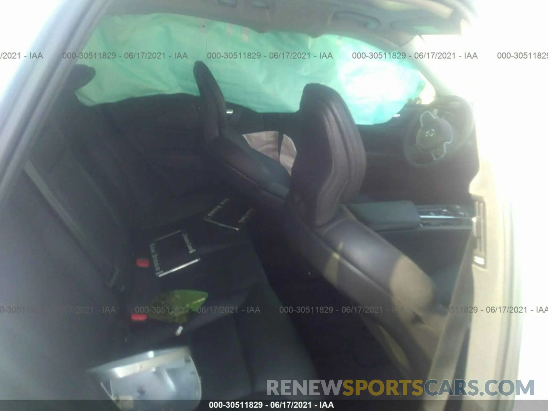 8 Фотография поврежденного автомобиля YV4102DK1L1458721 VOLVO XC60 2020