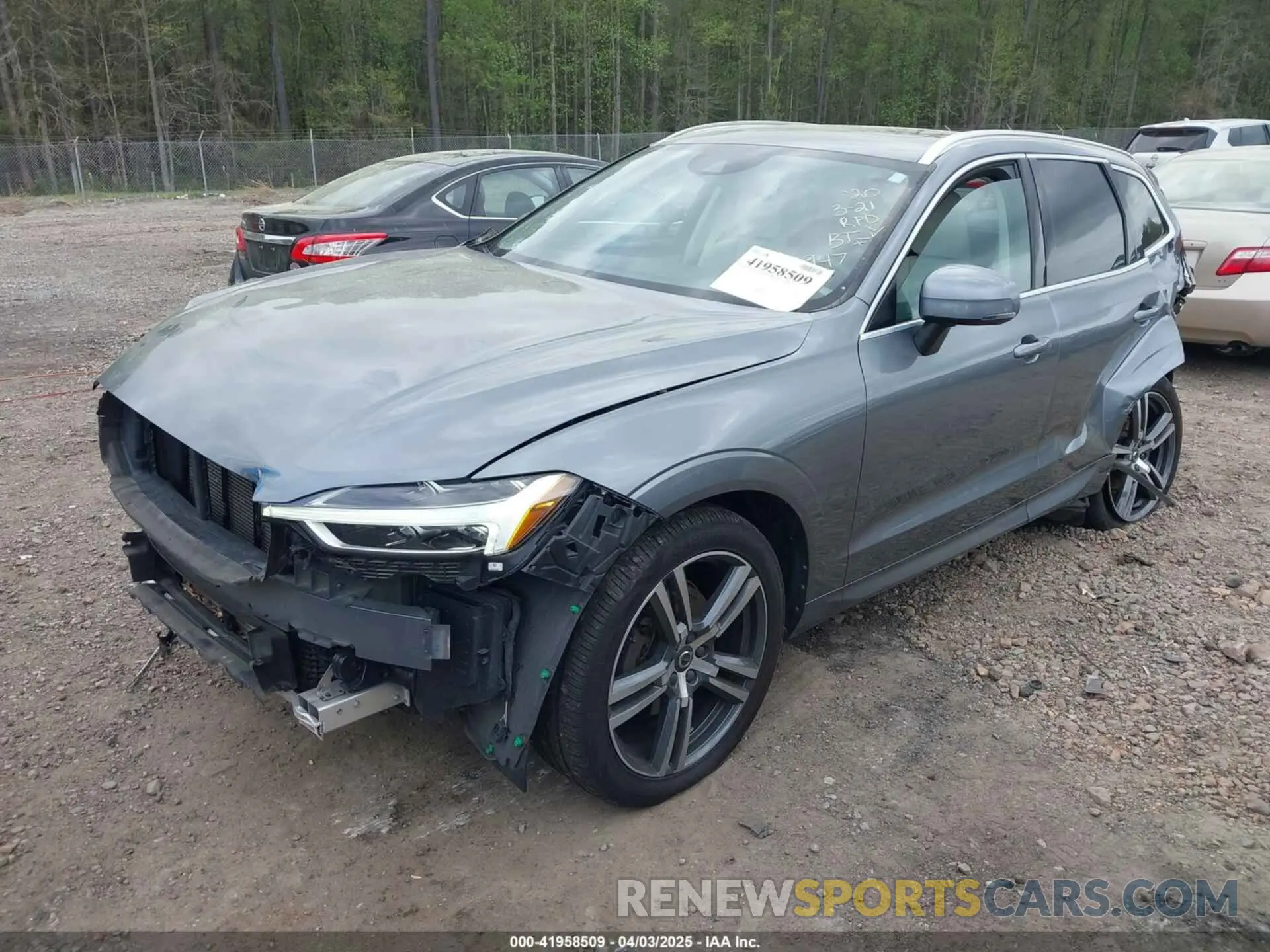 2 Фотография поврежденного автомобиля YV4102DK2L1589947 VOLVO XC60 2020