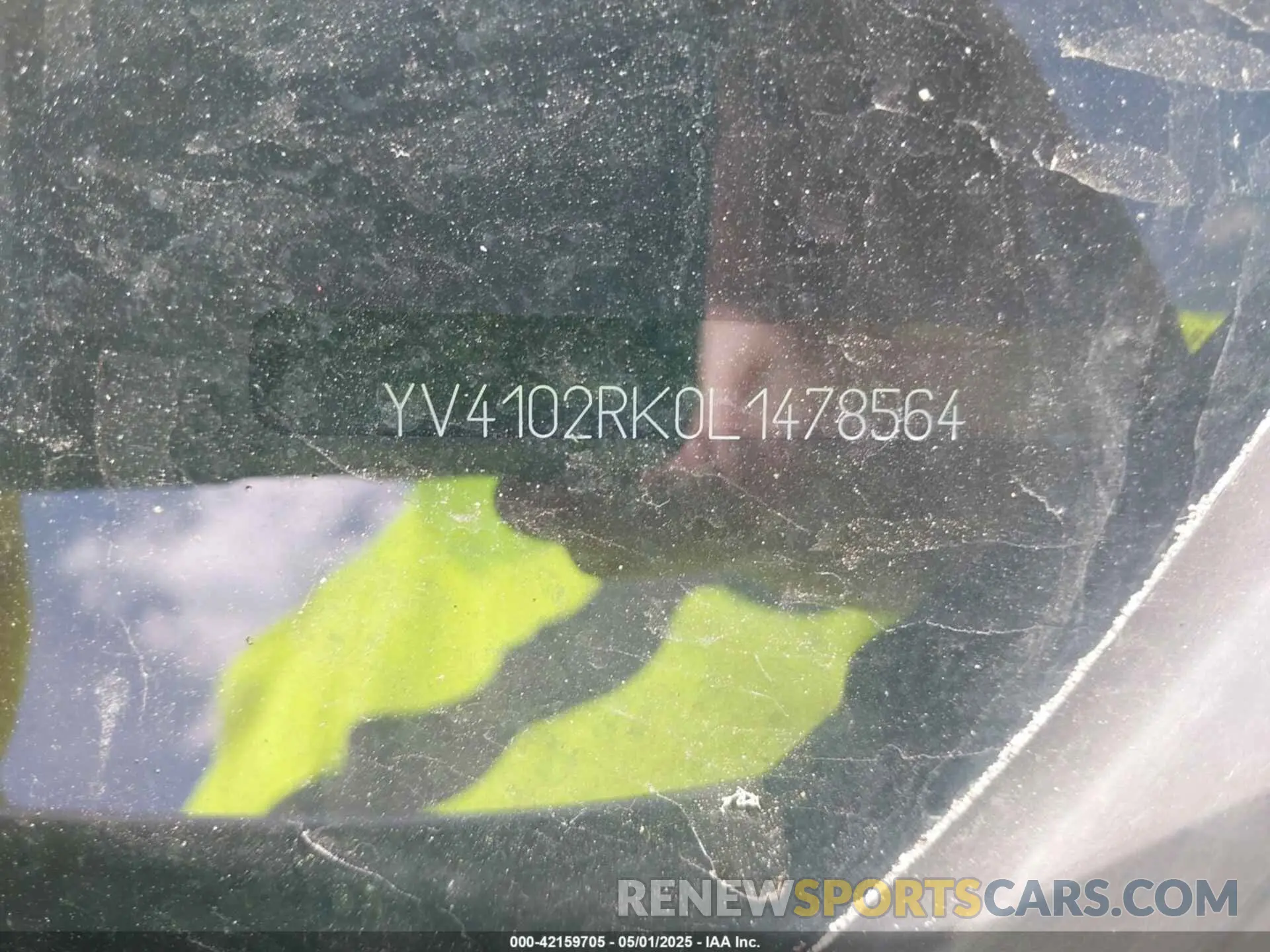 9 Фотография поврежденного автомобиля YV4102RK0L1478564 VOLVO XC60 2020