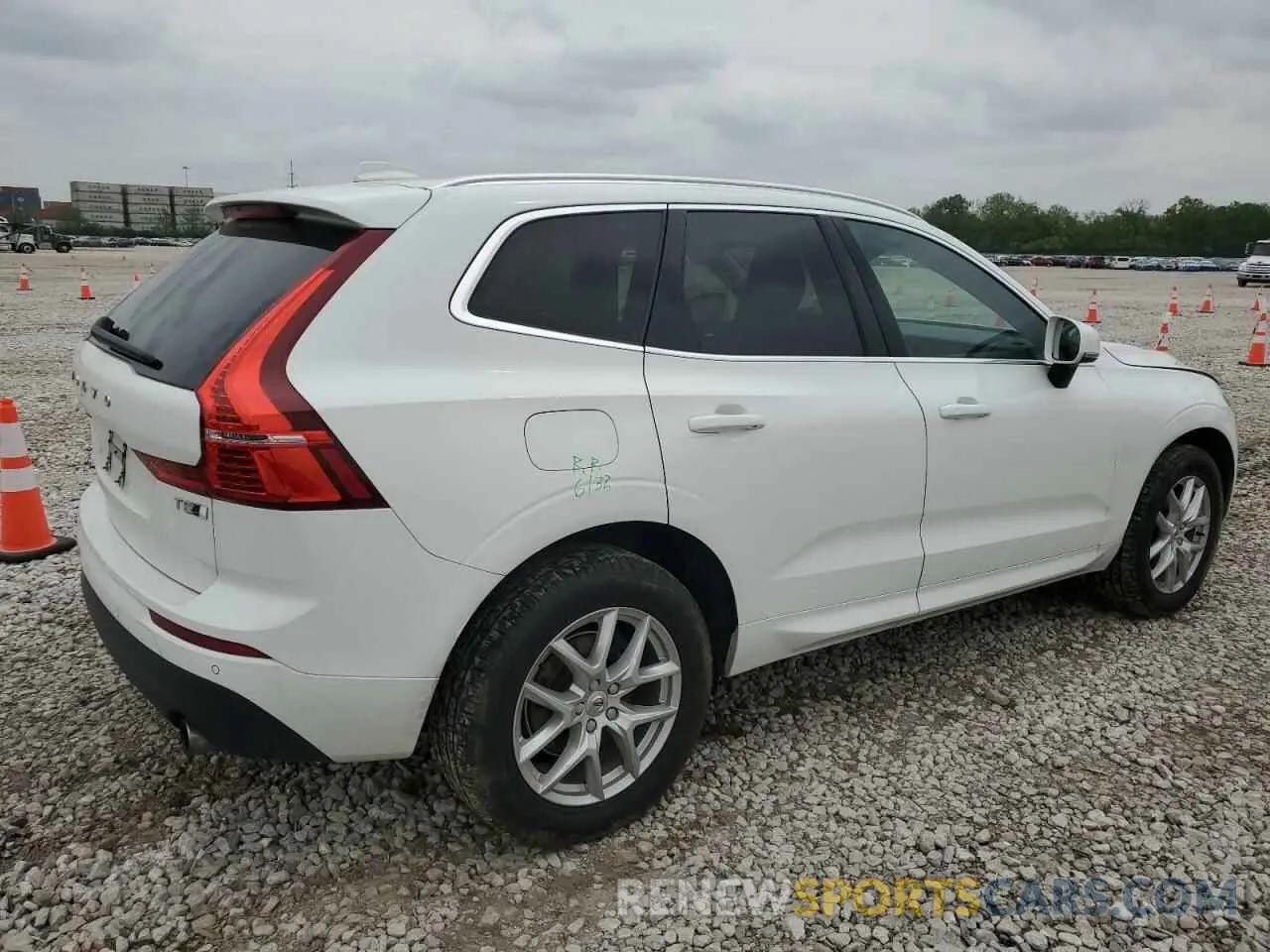 3 Photograph of a damaged car YV4102RK4L1491415 VOLVO XC60 2020