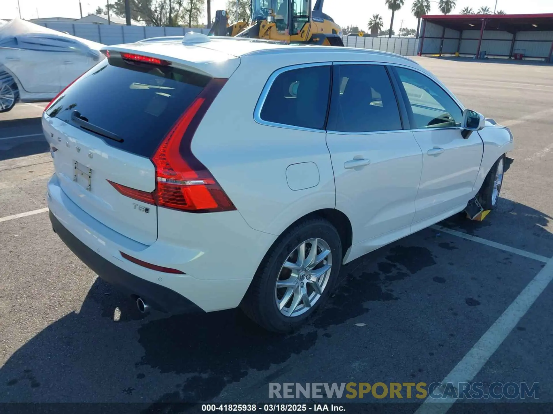 4 Фотография поврежденного автомобиля YV4102RK4L1582958 VOLVO XC60 2020