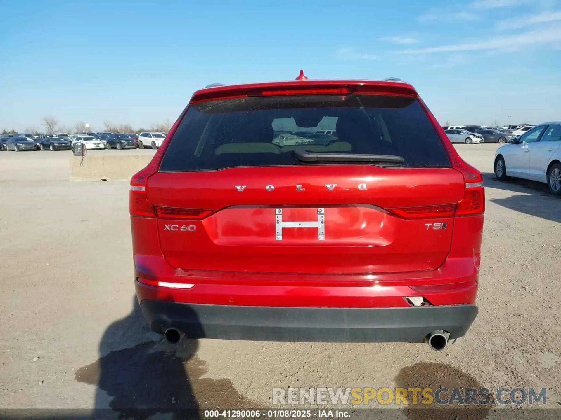 16 Photograph of a damaged car YV4102RK5L1534448 VOLVO XC60 2020