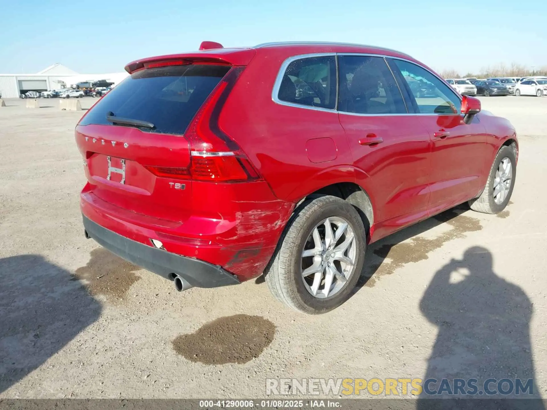 4 Photograph of a damaged car YV4102RK5L1534448 VOLVO XC60 2020