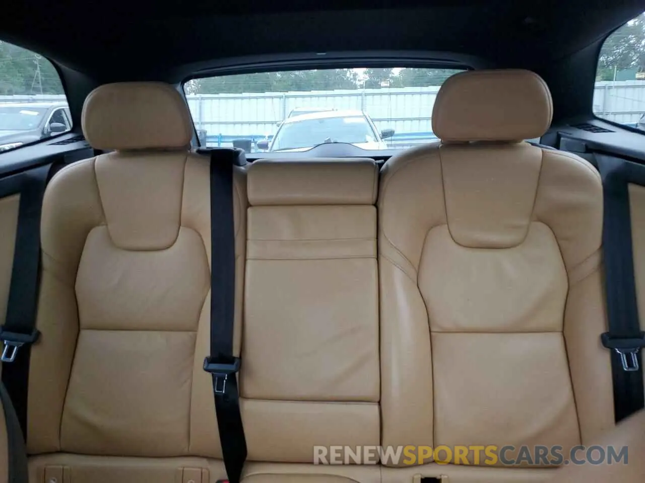 10 Фотография поврежденного автомобиля YV4102RK5L1601145 VOLVO XC60 2020