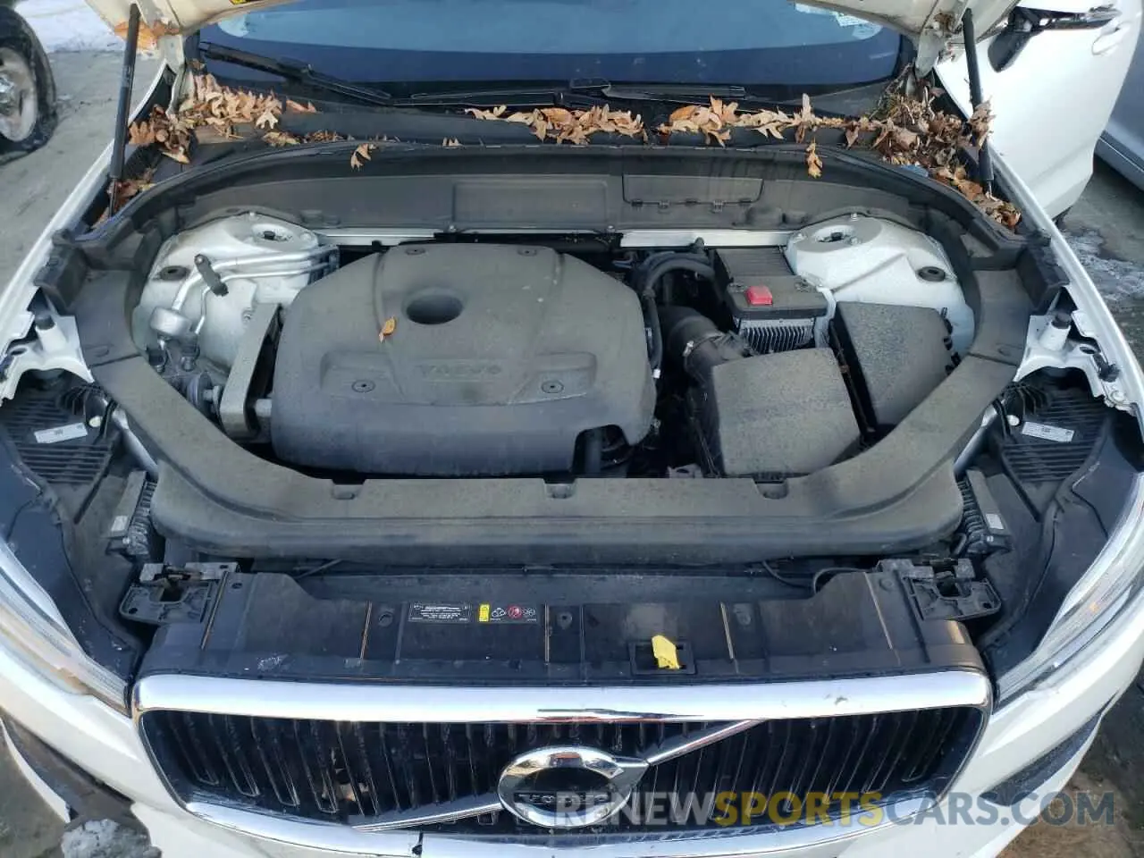 11 Фотография поврежденного автомобиля YV4102RK6L1440918 VOLVO XC60 2020