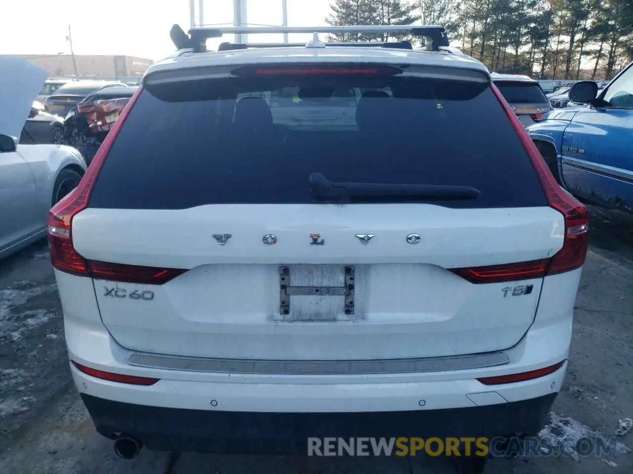 6 Фотография поврежденного автомобиля YV4102RK6L1440918 VOLVO XC60 2020