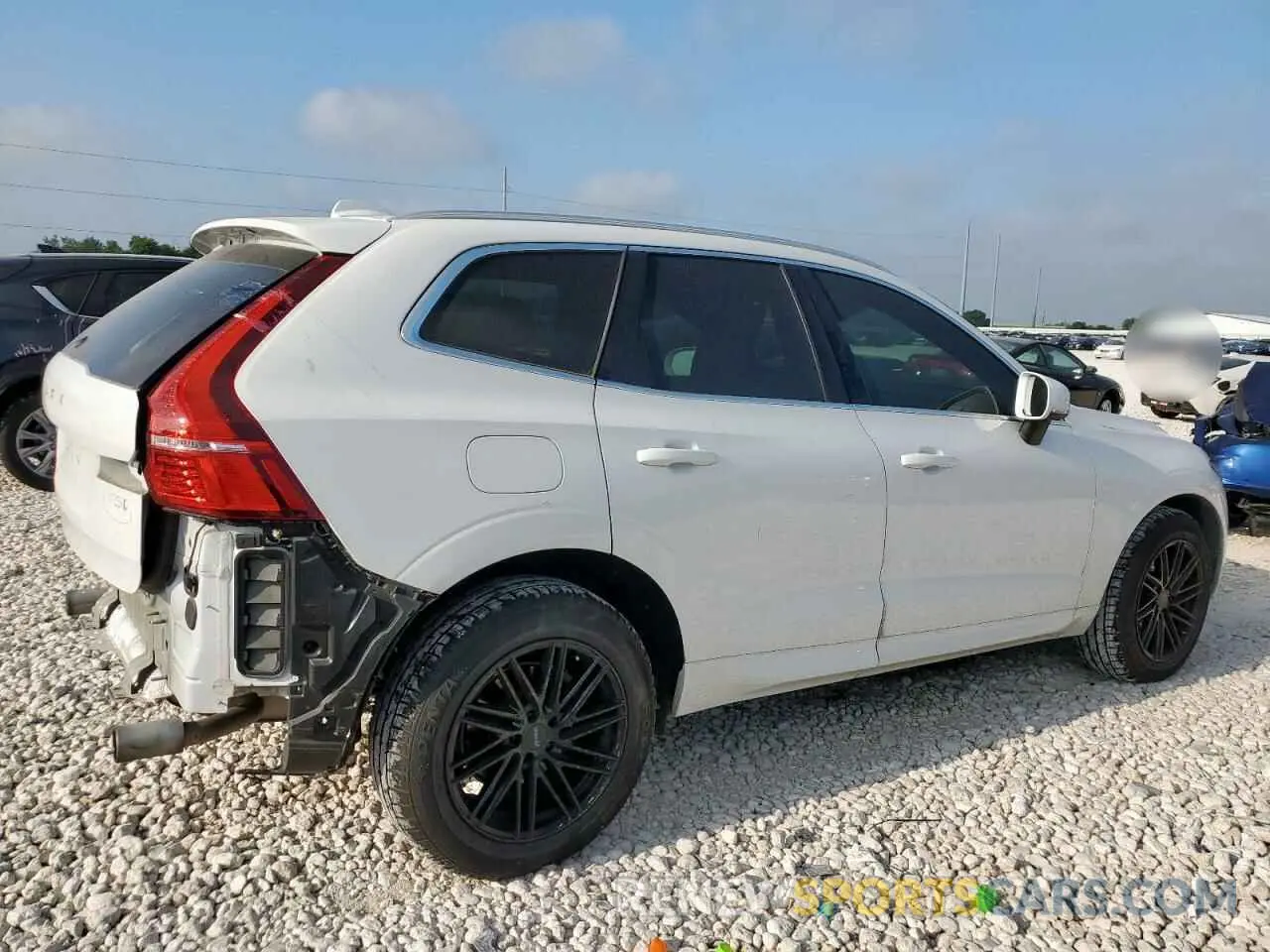 3 Фотография поврежденного автомобиля YV4102RK7L1582842 VOLVO XC60 2020